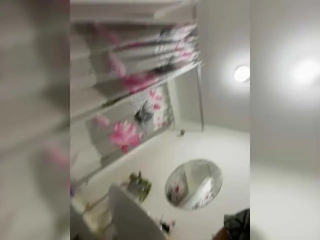 Offline anyuta1212 on BongaCams