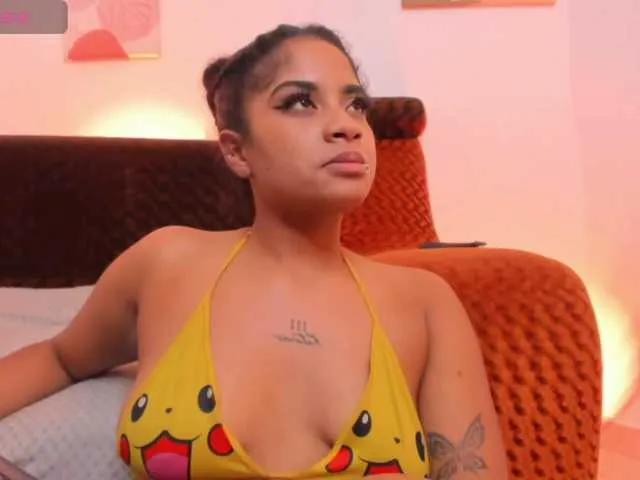 Offline camilafoox7 on BongaCams