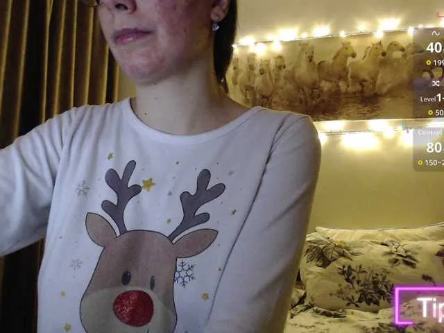 Offline Elinor21 on BongaCams