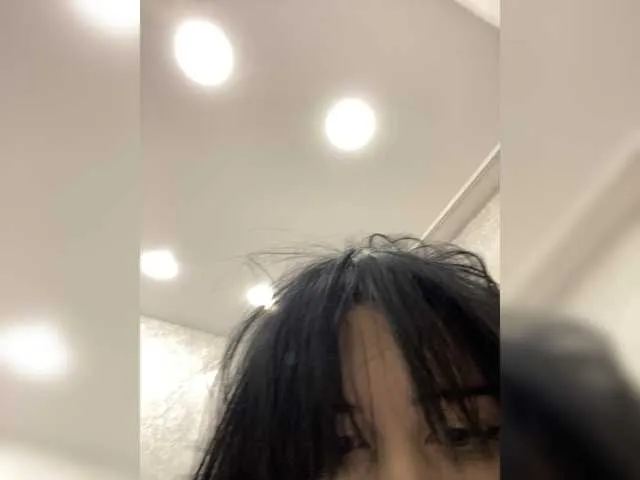 Offline emog1rl on BongaCams