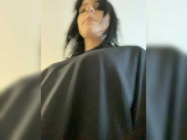 Offline emog1rl on BongaCams