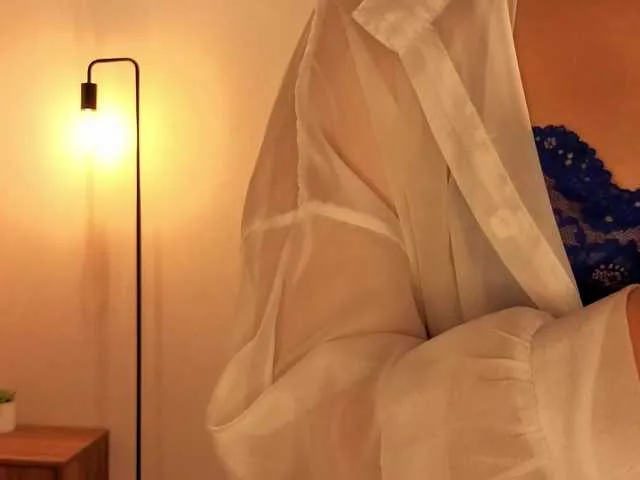 Offline French-Eyes on BongaCams