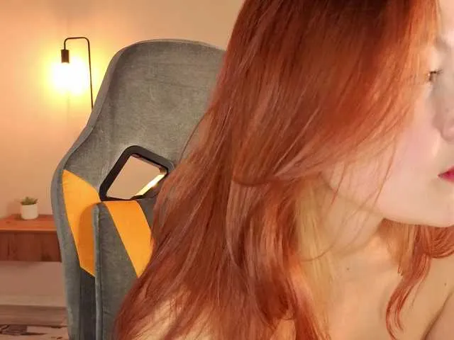 Offline French-Eyes on BongaCams