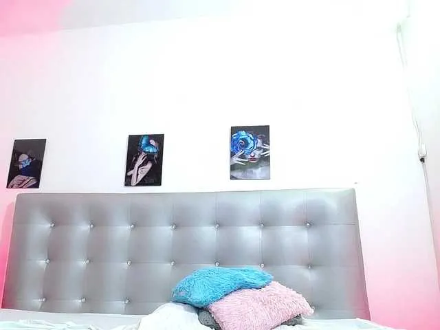 Offline Horny-juliette on BongaCams