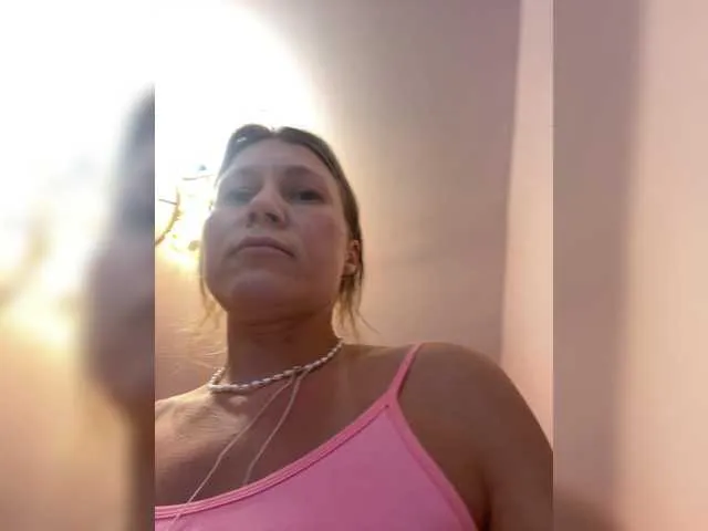 Offline MarinaFit on BongaCams