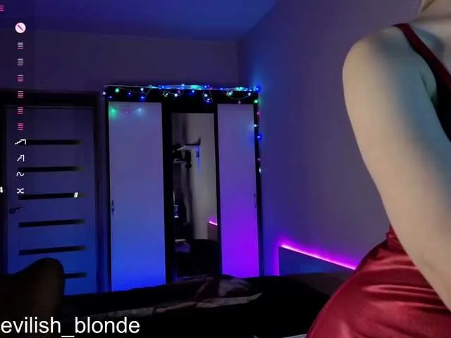 Offline MikaKisa66624 on BongaCams