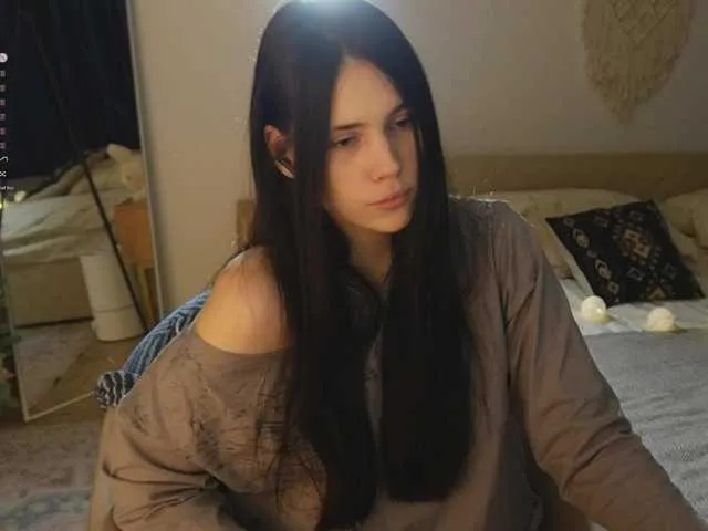 Offline NimfaHeart on BongaCams