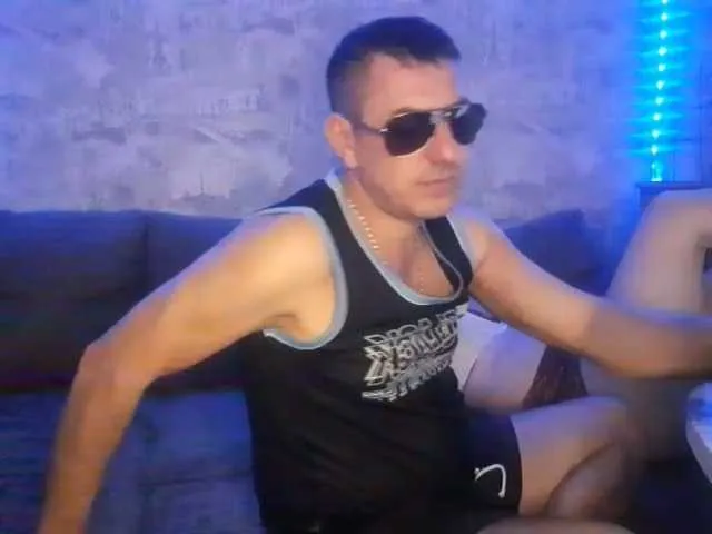 Freechat Sladkay-Parochka35 on BongaCams