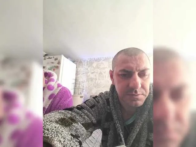 Freechat Sladkay-Parochka35 on BongaCams