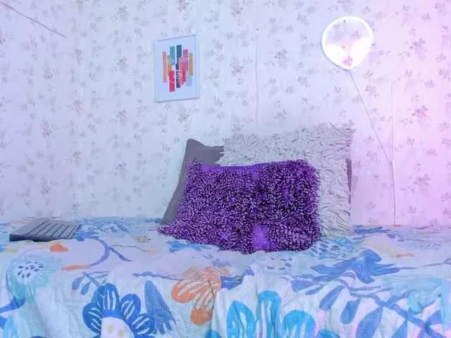 Offline veronicasalas on BongaCams