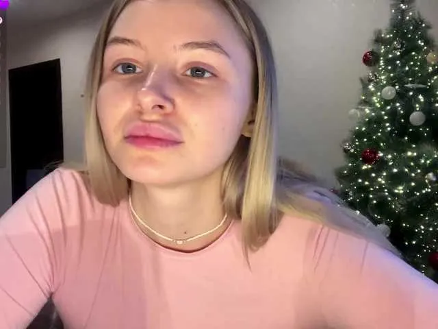 Offline VictoriaMist on BongaCams