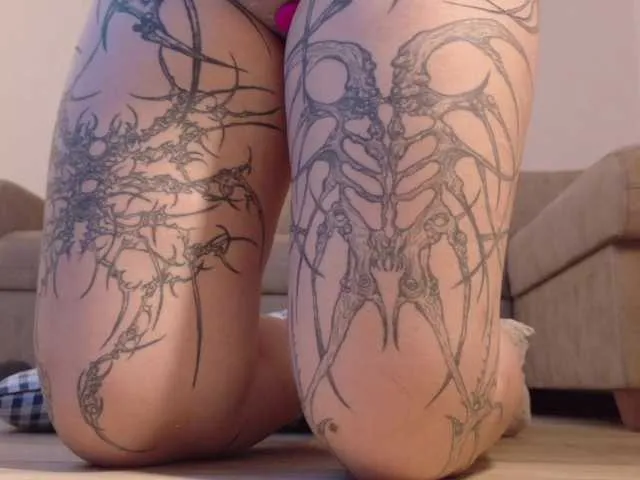 Offline Yuriko-May on BongaCams