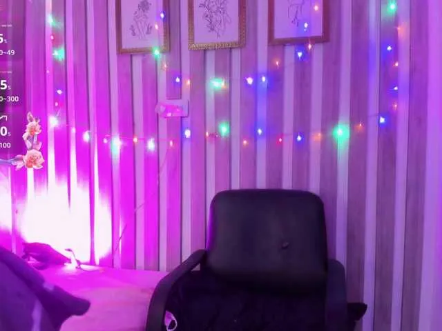 Offline Zoecooper on BongaCams