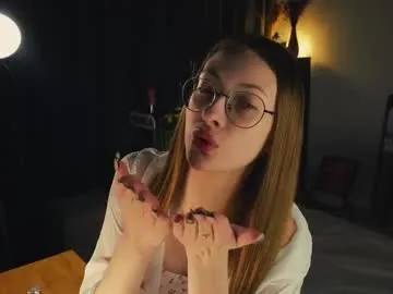 Freechat blissence on Chaturbate