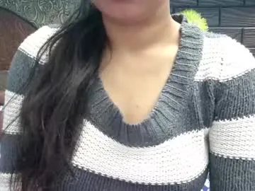 dollmeenu on Chaturbate