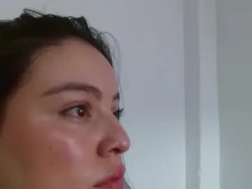 Freechat isabel_24_gil on Chaturbate