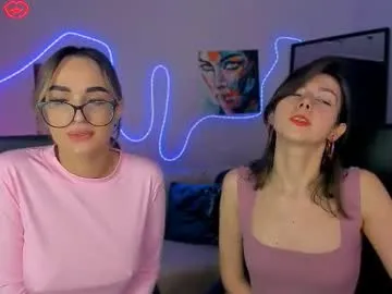 Freechat kitniss_dreamy on Chaturbate