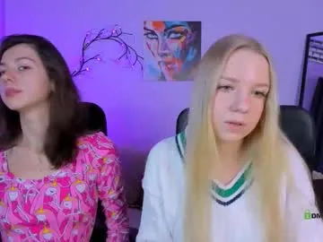 Freechat kitniss_dreamy on Chaturbate