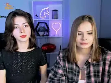 Freechat kitniss_dreamy on Chaturbate