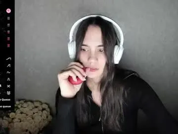 littleashleyy on Chaturbate