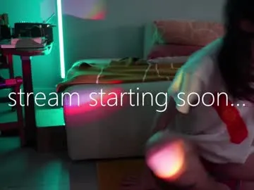 Freechat lizmreow on Chaturbate