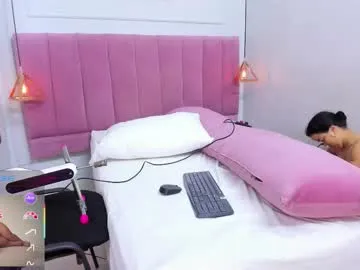 Freechat megansaenz_1 on Chaturbate