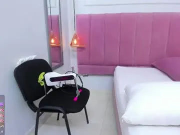 Freechat megansaenz_1 on Chaturbate