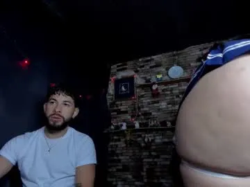 Freechat mia_and_vincentt on Chaturbate