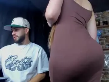 Freechat mia_and_vincentt on Chaturbate