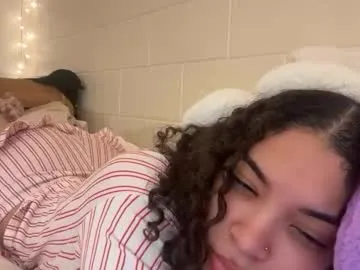 mixedmamas model from cb