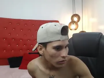 Freechat paullcb on Chaturbate