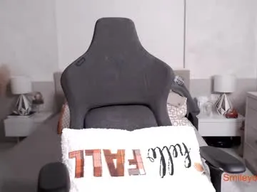 Freechat smileyouarehere on Chaturbate