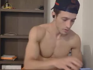 Freechat thelincolngrey on Chaturbate