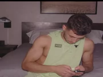 Freechat thelincolngrey on Chaturbate