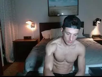 Freechat thelincolngrey on Chaturbate