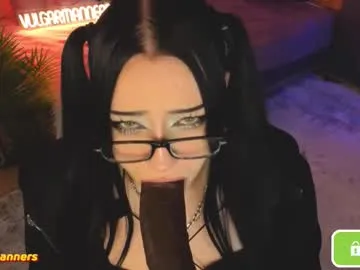 Freechat vulgarmanners_ on Chaturbate