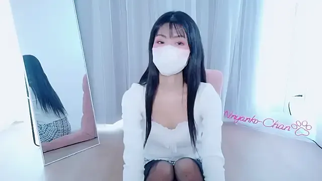 Freechat -Nyanko-chan- on StripChat