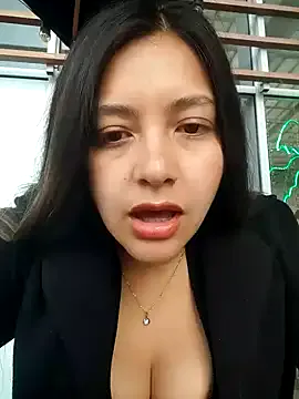 Freechat alana_69 on StripChat