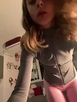 BabyAnais on StripChat