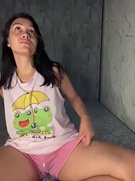 Freechat carolsapequinha on StripChat