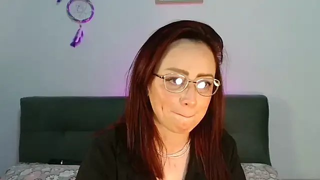 Freechat Catamilf77 on StripChat