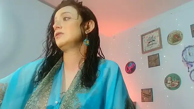 Freechat Catamilf77 on StripChat