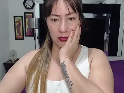 Offline CATRINA-83 on StripChat