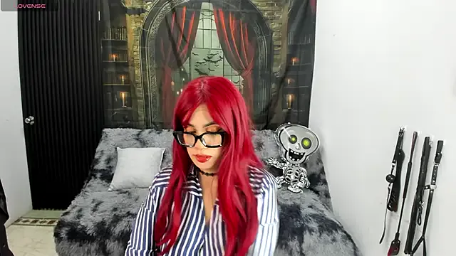 Freechat criss_21_ on StripChat