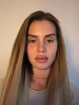 Private EmiliaCatalina on StripChat