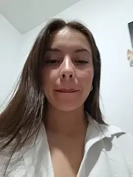 EmmaValencia_ on StripChat