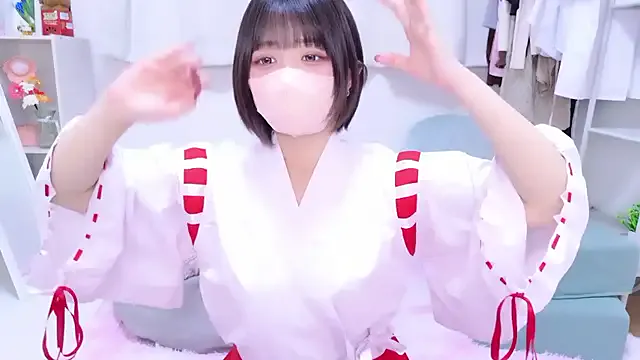 Offline Hinata_Sun on StripChat