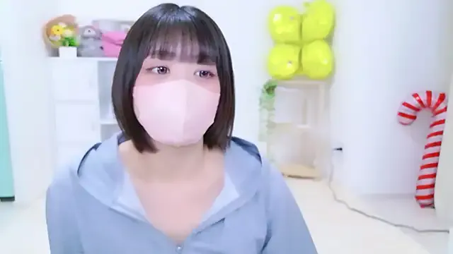 Offline Hinata_Sun on StripChat