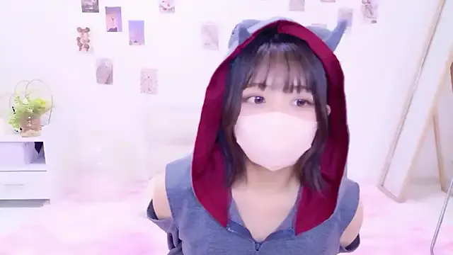 Offline Hinata_Sun on StripChat