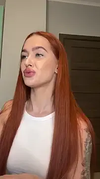 LittleFox___ on StripChat